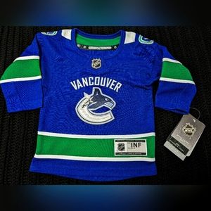 Vancouver Canucks Baby Jersey 12-24M NWT